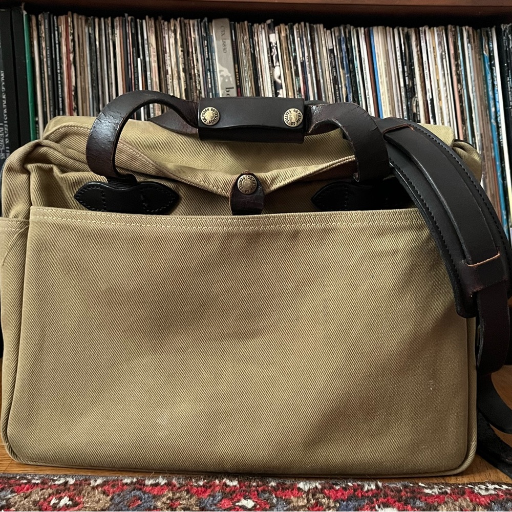 Classic Filson Tan Men's Bag